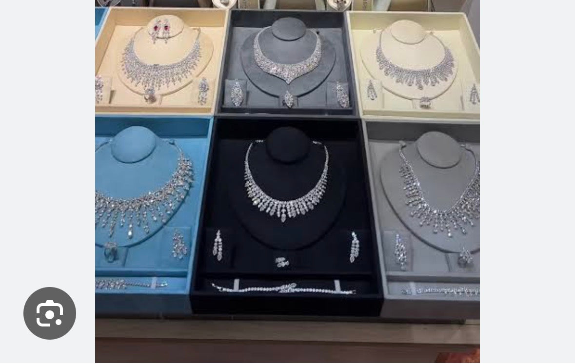 Accessories display