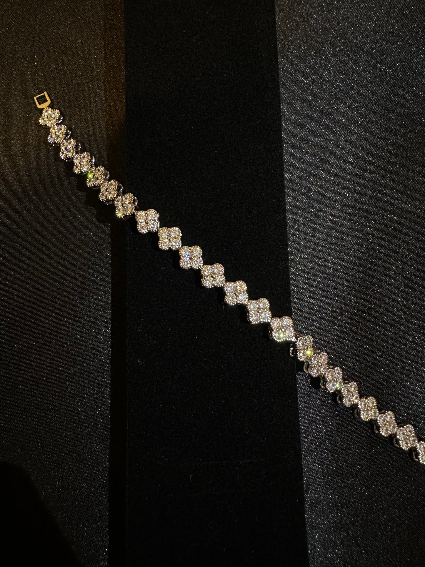 Viola bracelet