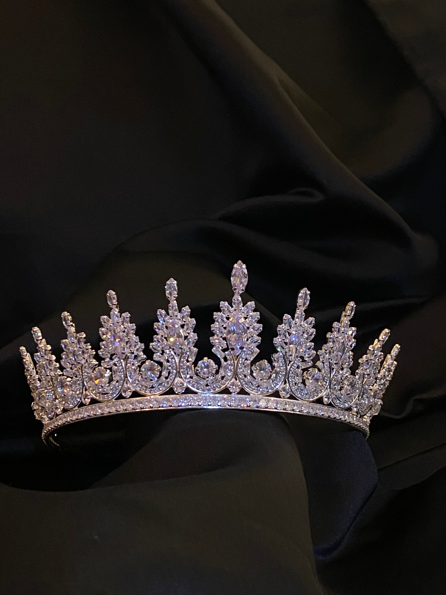 Lisa Crown