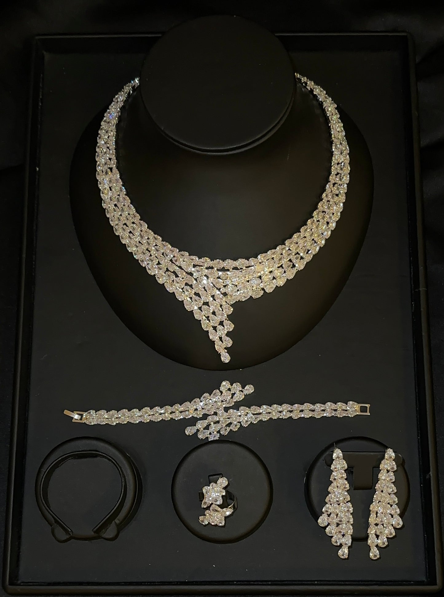 Camilla jewellery set