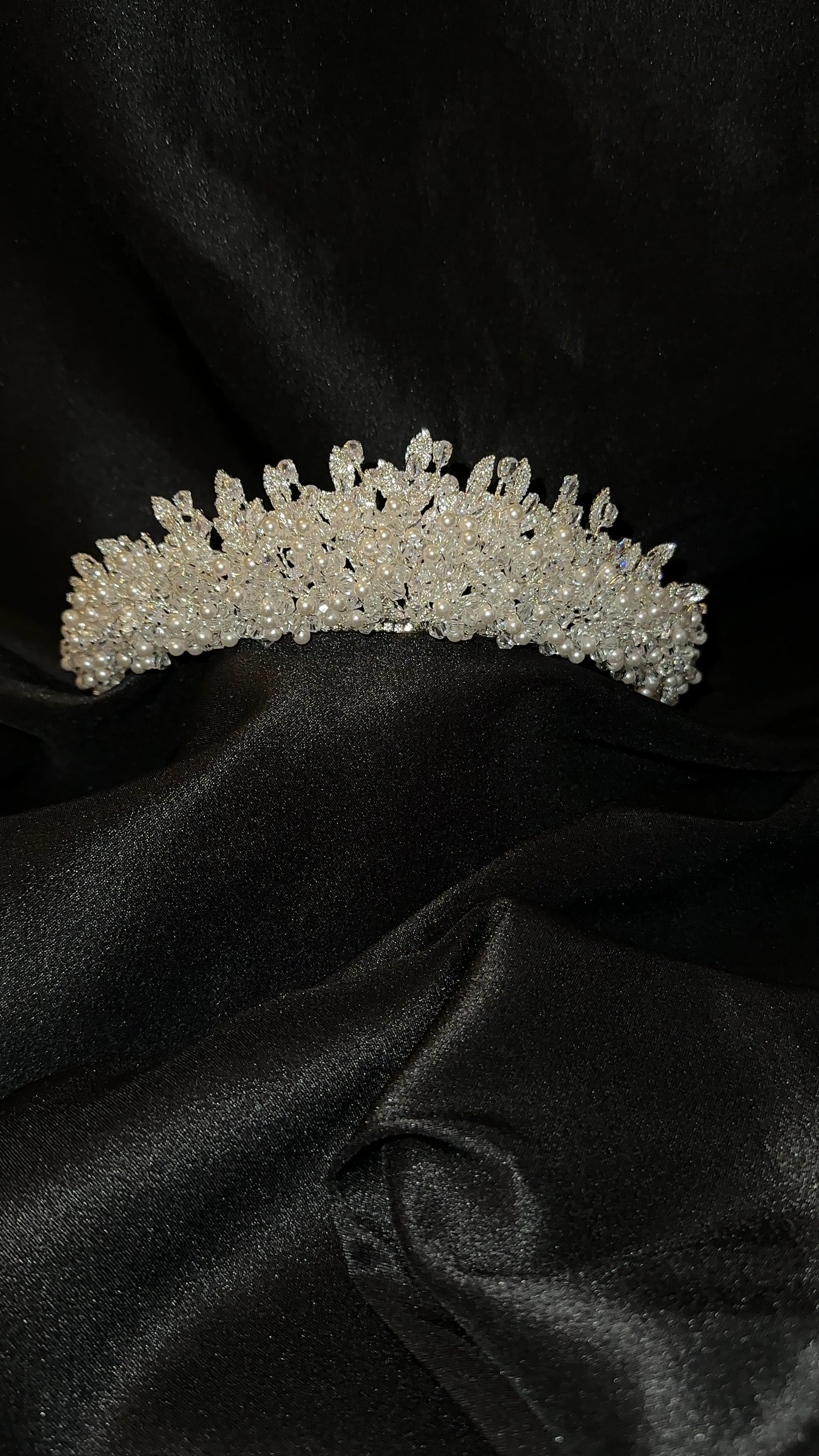 Karis crown