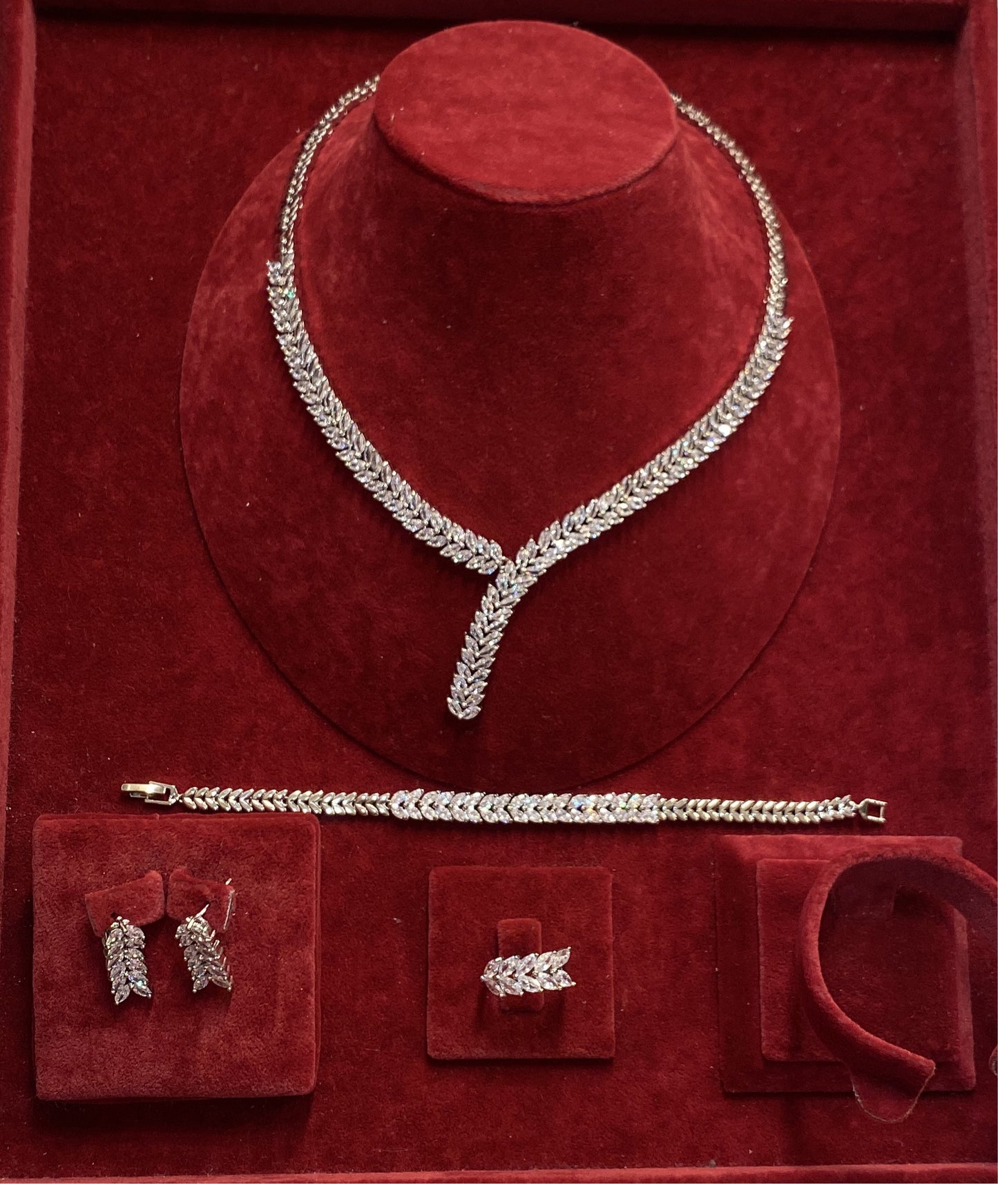 Tima Jewelry set